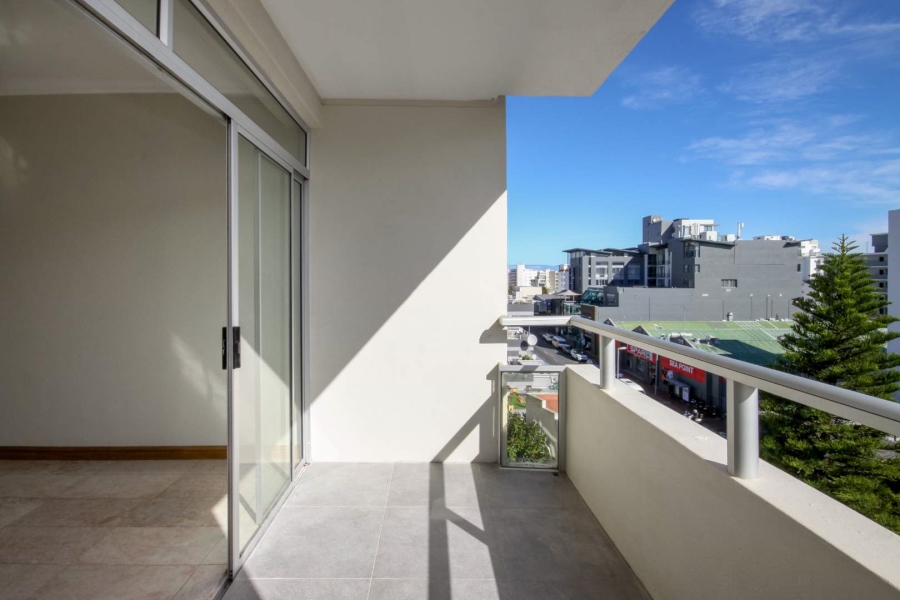 To Let 3 Bedroom Property for Rent in Sea Point Western Cape